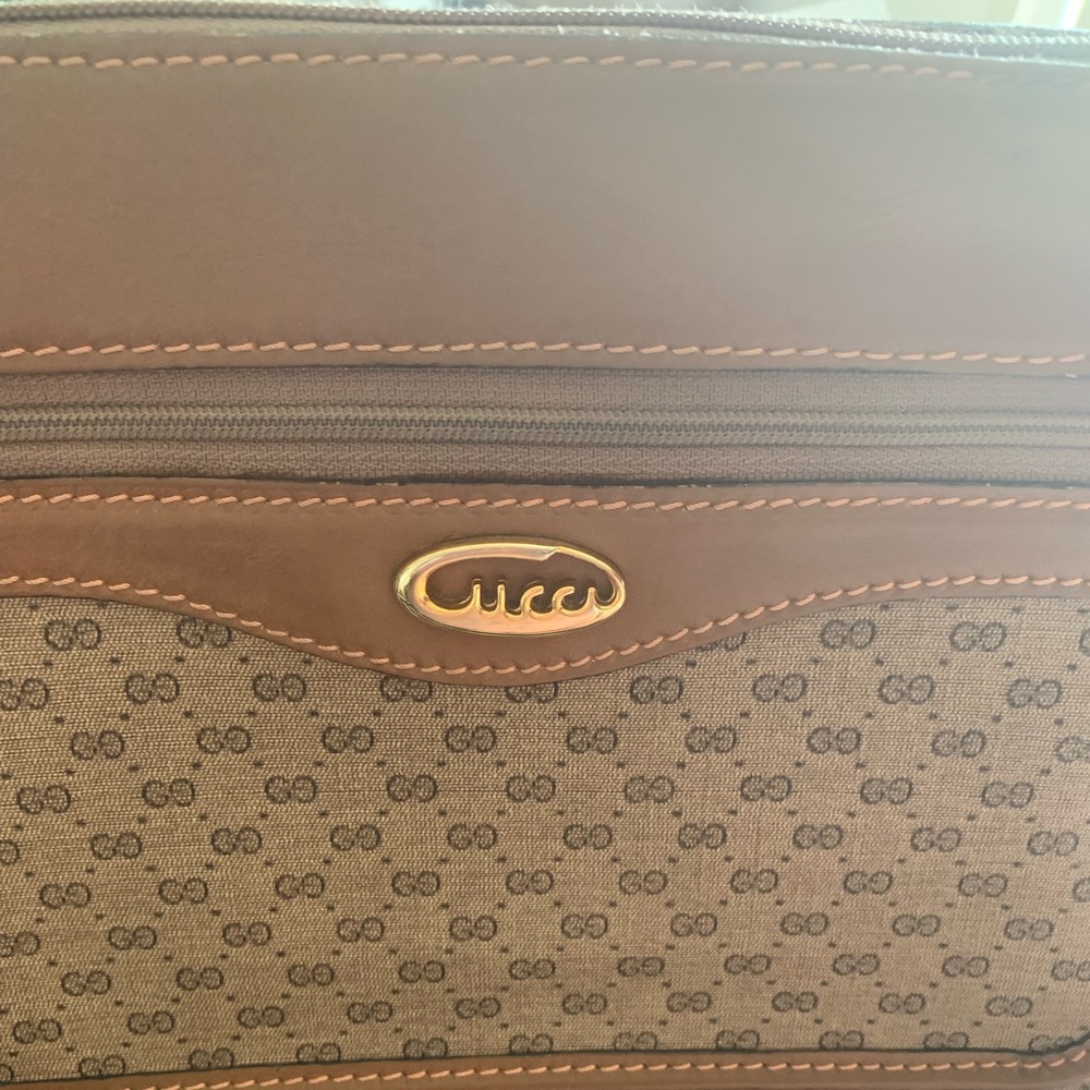 Vintage Gucci crossbody bag
